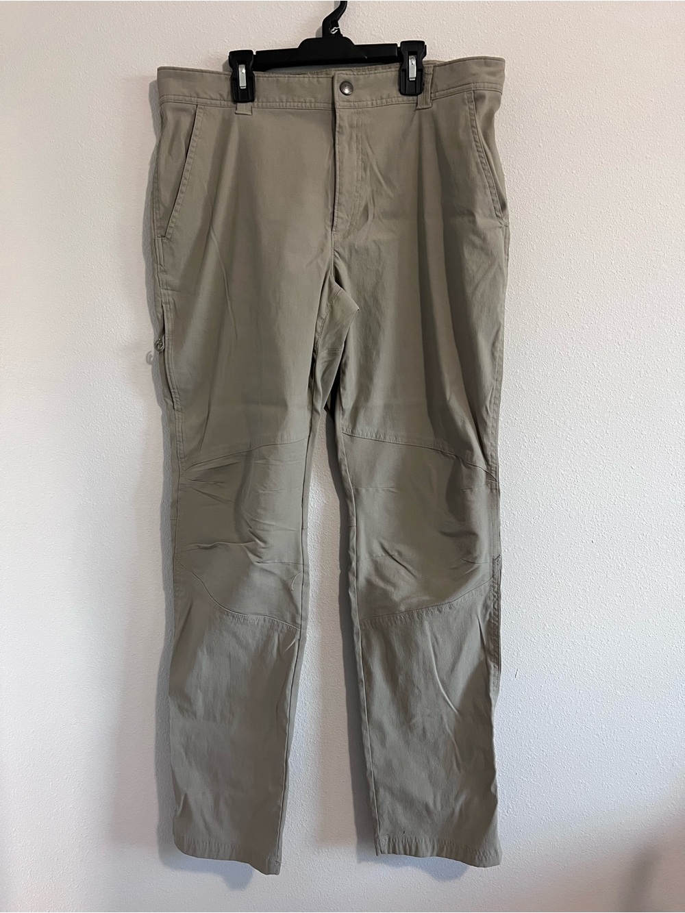 Columbias Men's Lightweight Travel Pants - Olive